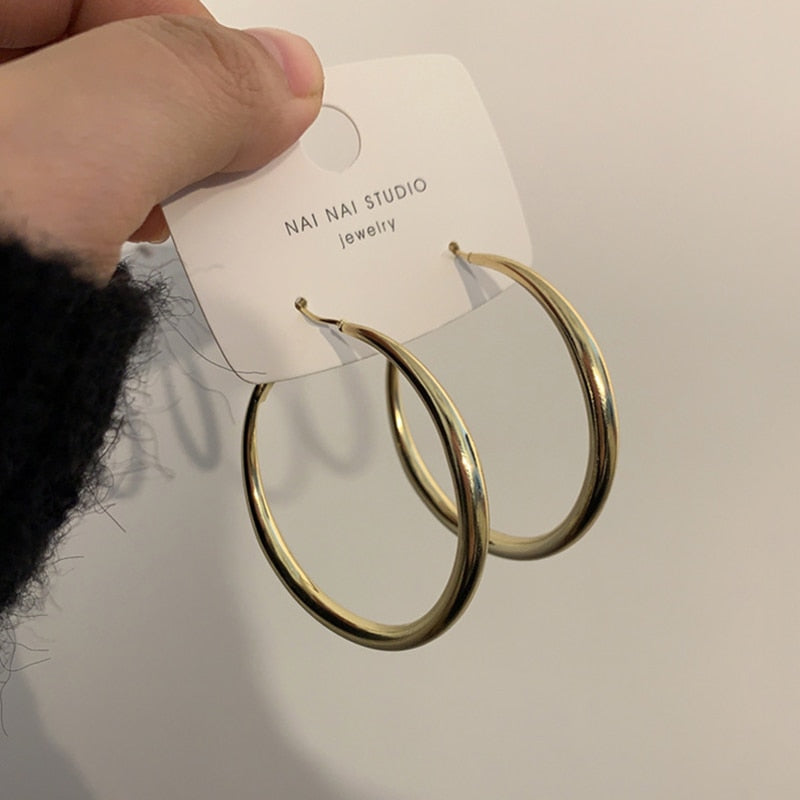 Loop Earrings 